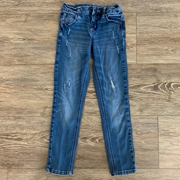 Justice Kids Girls Size 8 Skinny Jeans Mid-Rise Distressed Denim - Picture 1 of 4